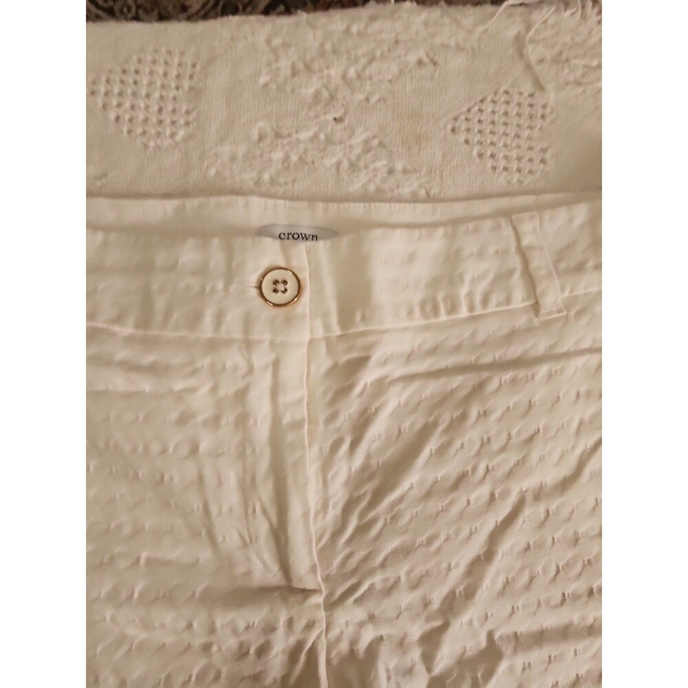 Crown & Ivy Shelby Women's White Shorts w Pockets see measurements Size 8 - Picture 4 of 10